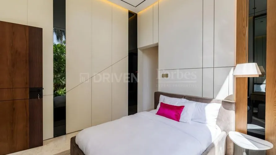 Villa de 5 dormitorios en Jumeirah Park, UAE No. 4487 № 20