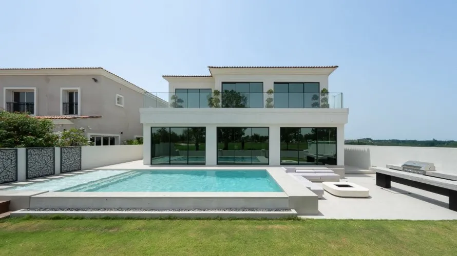 Villa de 5 dormitorios en Jumeirah Golf Estates, UAE No. 4744 № 15