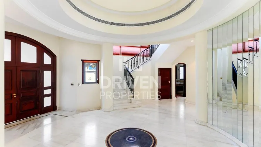 Villa de 6 dormitorios en Signature Villas, UAE No. 4867 № 26