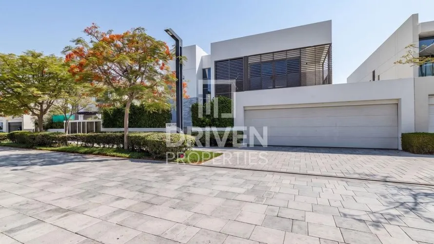 Villa de 5 dormitorios en District One, UAE No. 4774 № 26