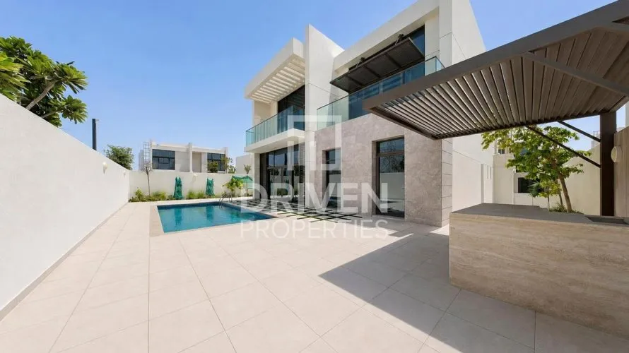 Villa de 4 dormitorios en District One, UAE No. 4535 № 6