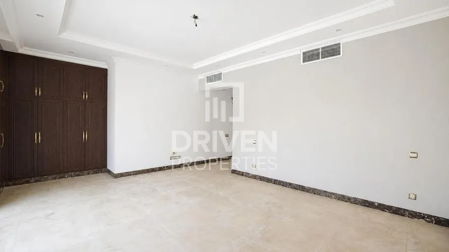 Villa de 5 dormitorios en Signature Villas, UAE No. 4635 № 9