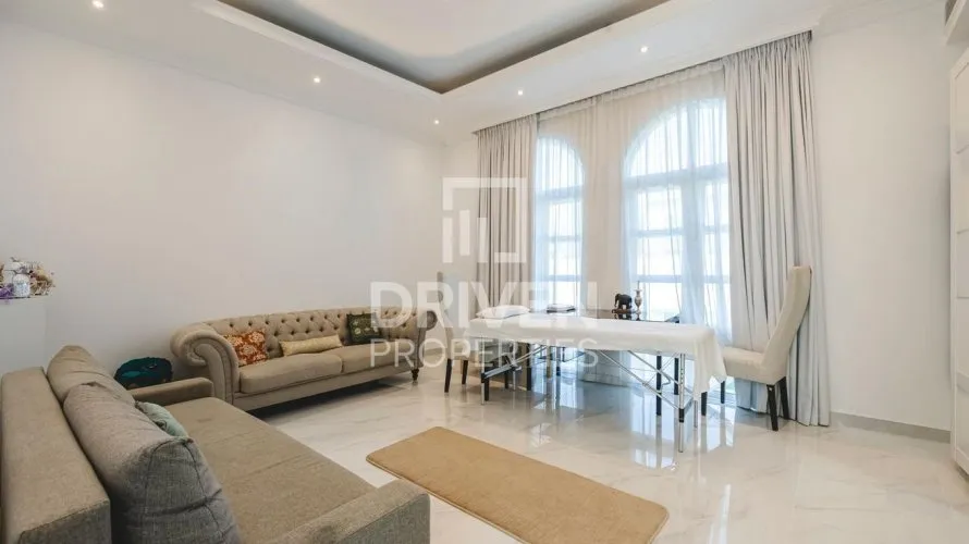 Villa de 5 dormitorios en Hacienda, UAE No. 4489 № 13