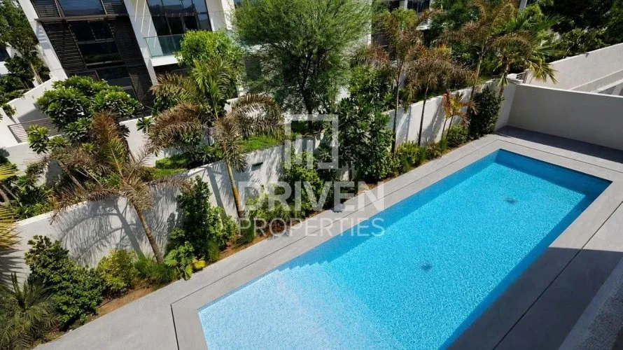 Villa de 5 dormitorios en District One, UAE No. 4773 № 25