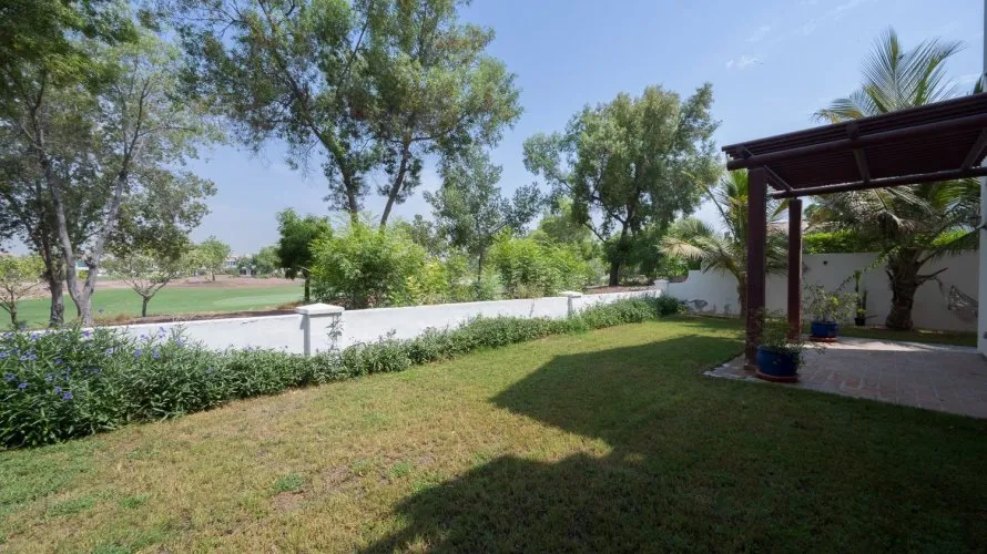 Villa de 5 dormitorios en Jumeirah Golf Estates, UAE No. 4743 № 22