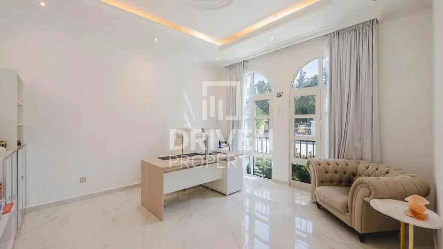 Villa de 5 dormitorios en Hacienda, UAE No. 4489 № 11