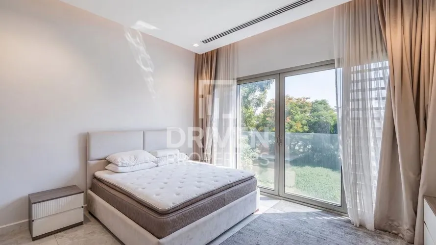 Villa de 5 dormitorios en District One, UAE No. 4774 № 6