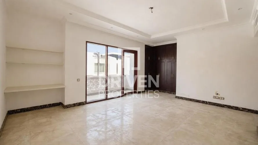 Villa de 5 dormitorios en Signature Villas, UAE No. 4635 № 8