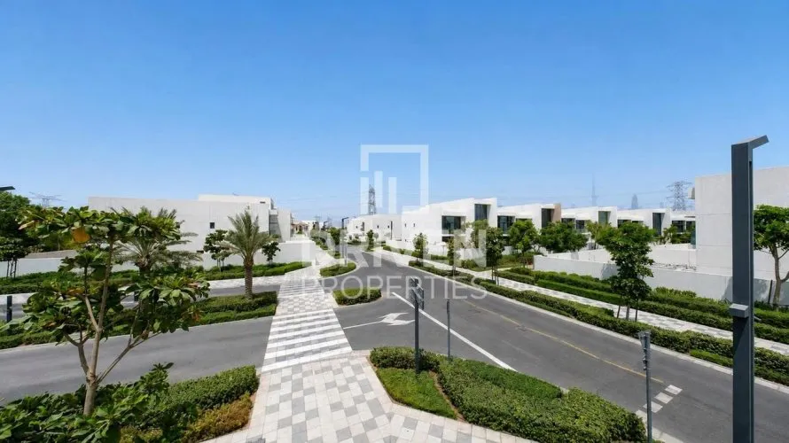 Villa de 4 dormitorios en District One, UAE No. 4534 № 10