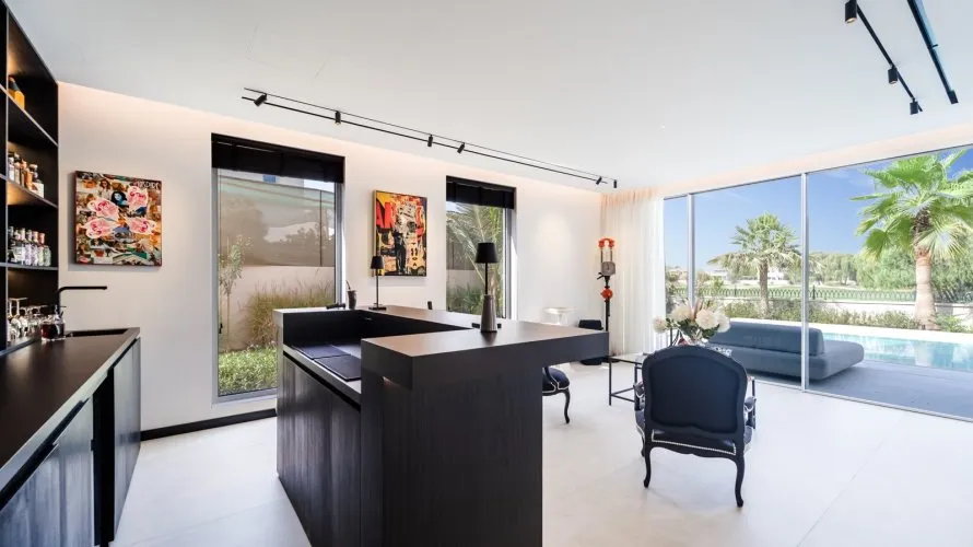 Villa de 6 dormitorios en Dubai, UAE No. 4560 № 11