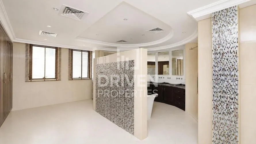 Villa de 5 dormitorios en Signature Villas, UAE No. 4635 № 12