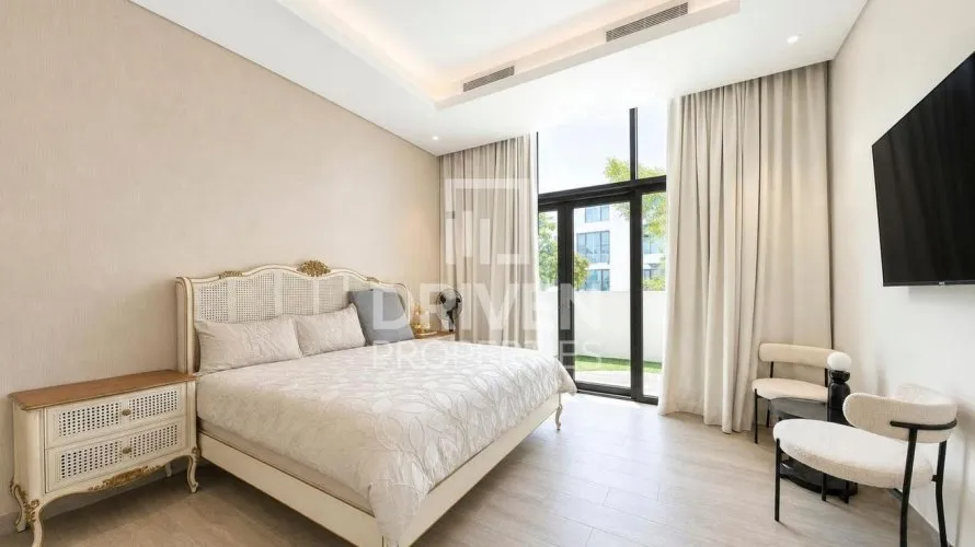 Villa de 4 dormitorios en District One, UAE No. 4513 № 6