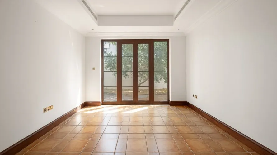 Villa de 5 dormitorios en Jumeirah Golf Estates, UAE No. 4743 № 1