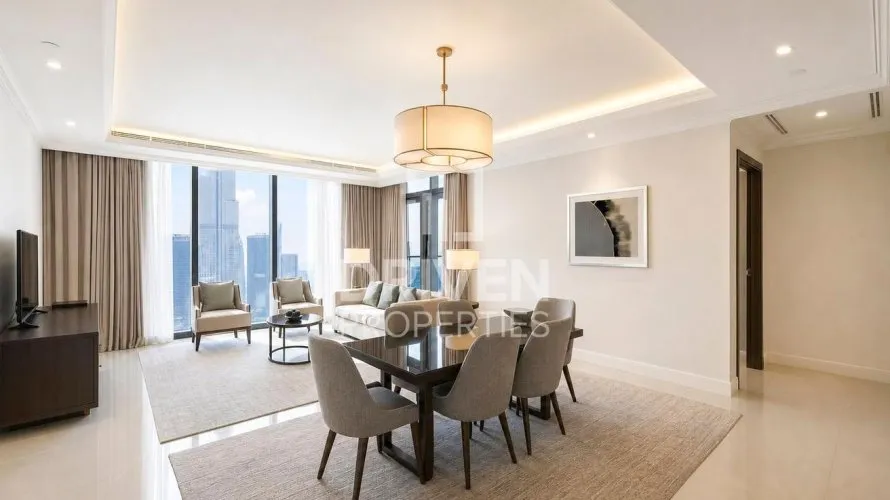Apartamento de 3 dormitorios en The Address Residence Fountain Views, UAE No. 4517 № 1