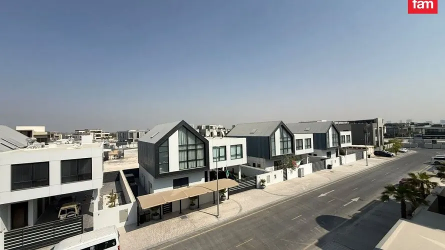 Villa de 5 dormitorios en Dubai, UAE No. 4851 № 2