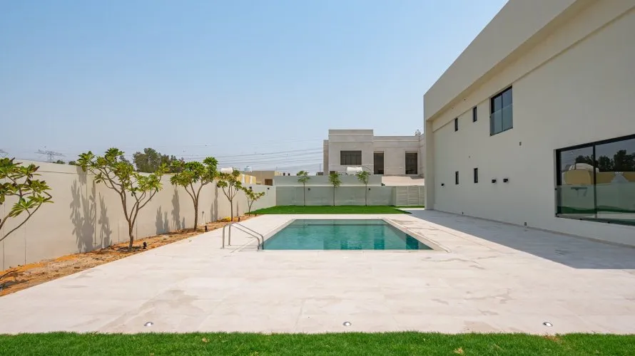 Villa de 5 dormitorios en Al Barsha, UAE No. 4736