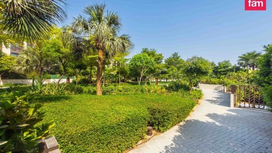 Villa de 3 dormitorios en Dubai, UAE No. 4731 № 1