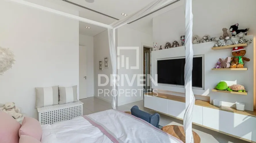 Villa de 4 dormitorios en The Nest, UAE No. 4522 № 16