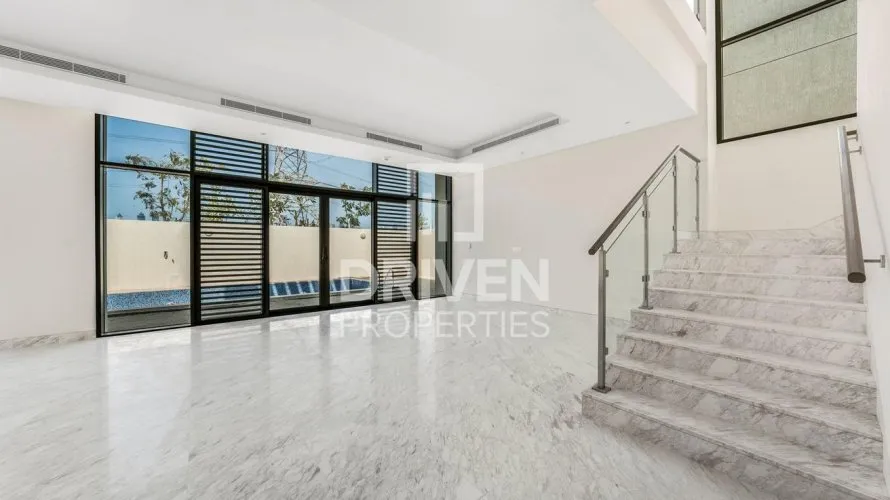 Villa de 4 dormitorios en District One, UAE No. 4520