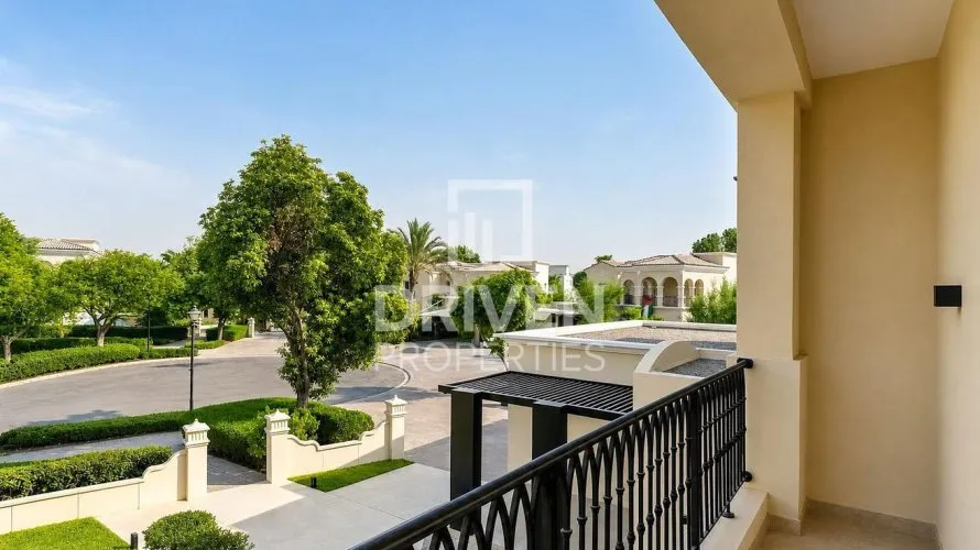 Villa de 6 dormitorios en Mirador La Coleccion, UAE No. 4814 № 4