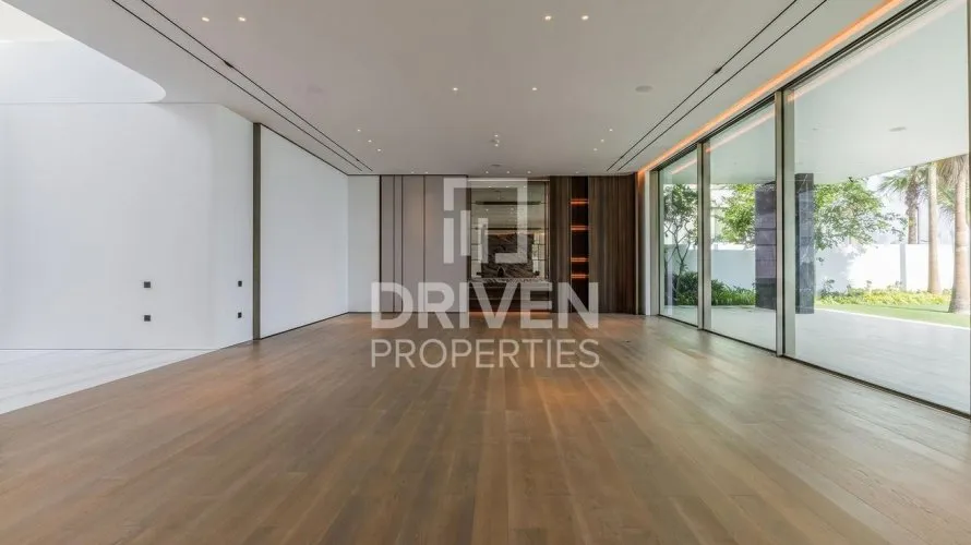 Villa de 6 dormitorios en The Crescent, UAE No. 4621 № 14