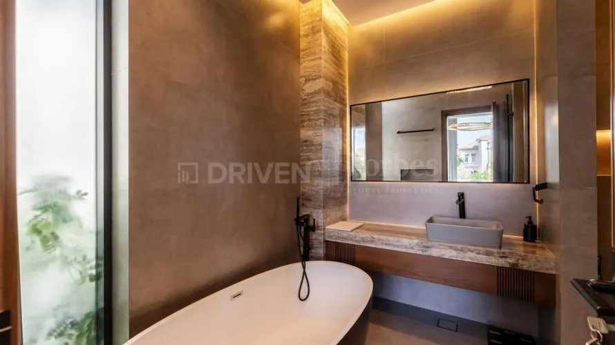 Villa de 5 dormitorios en Jumeirah Park, UAE No. 4487 № 27