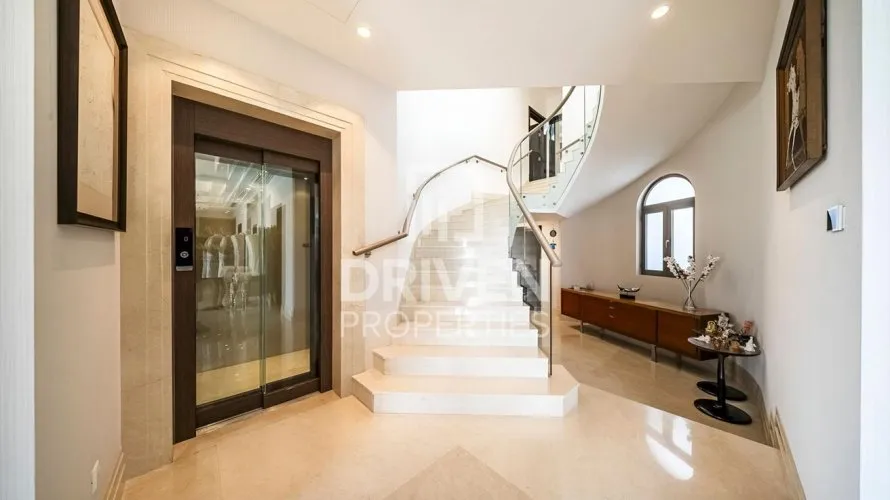 Villa de 6 dormitorios en Signature Villas, UAE No. 4622 № 22