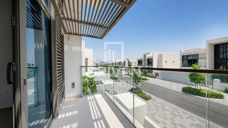 Villa de 4 dormitorios en District One, UAE No. 4536 № 28