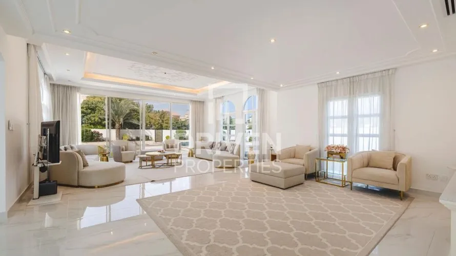 Villa de 5 dormitorios en Hacienda, UAE No. 4489 № 2