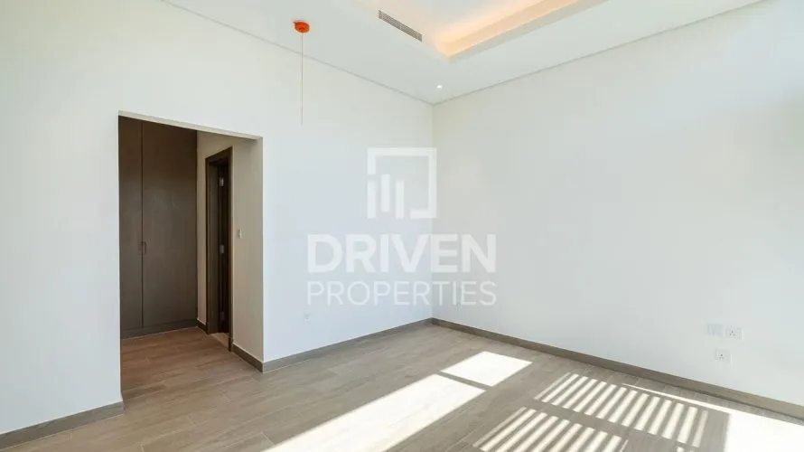 Villa de 4 dormitorios en District One, UAE No. 4901 № 7