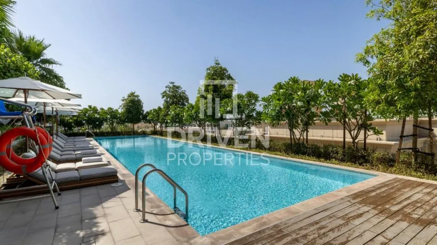 Apartamento de 3 dormitorios en Jumeirah, UAE No. 4639 № 5