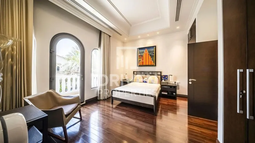 Villa de 6 dormitorios en Signature Villas, UAE No. 4622 № 21