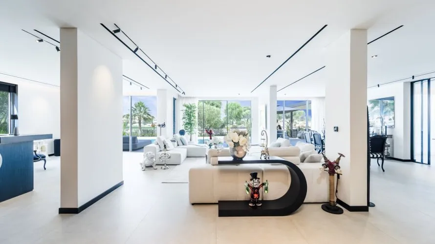 Villa de 6 dormitorios en Dubai, UAE No. 4560 № 16