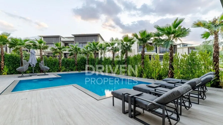 Villa de 4 dormitorios en Golf Place, UAE No. 4887