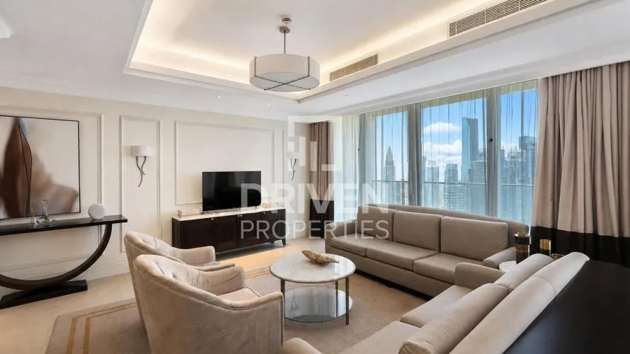 Apartamento de 4 dormitorios en Downtown Dubai (Downtown Burj Dubai), UAE No. 4510 № 2