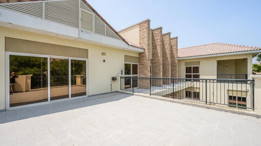 Villa de 5 dormitorios en Jumeirah Golf Estates, UAE No. 4739 № 8