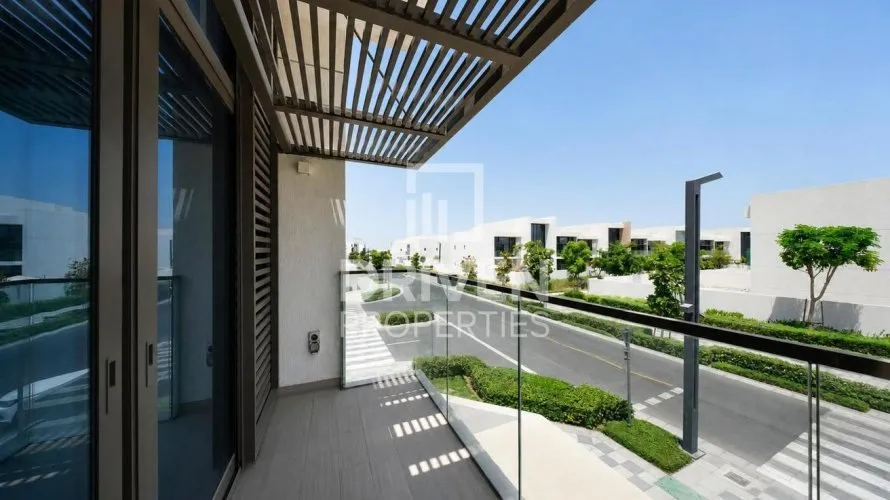 Villa de 4 dormitorios en District One, UAE No. 4534 № 11