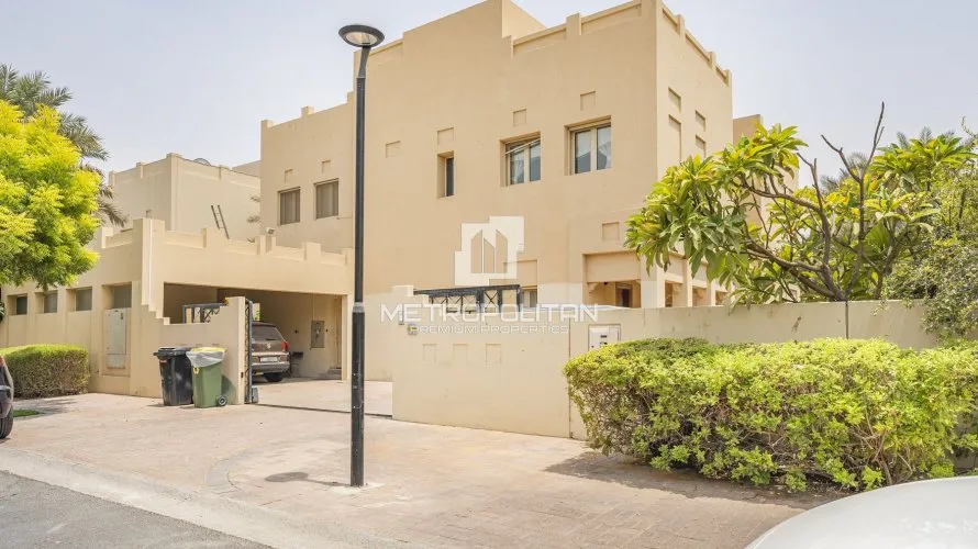 Villa de 4 chambres à Meadows, UAE No. 1575 № 19