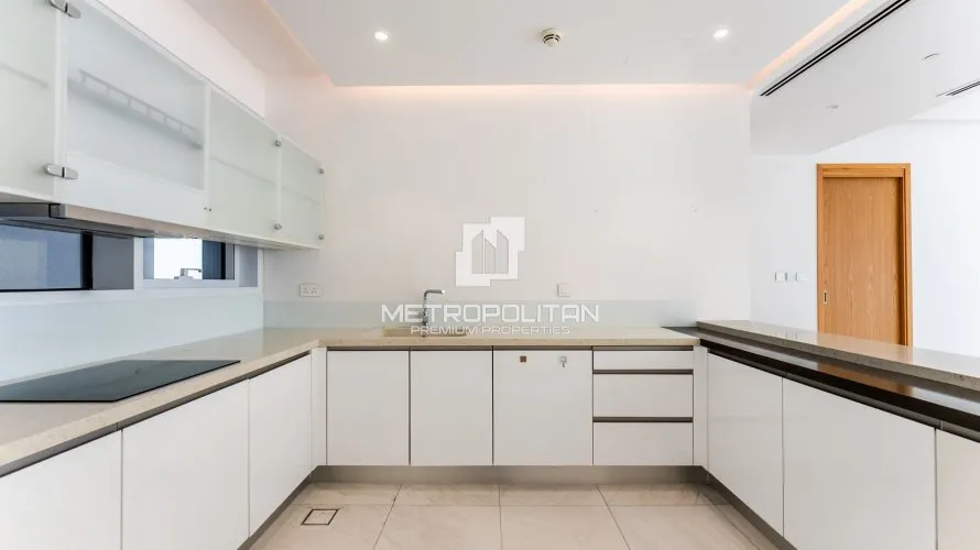 Appartement de 4 chambres à 1 JBR, UAE No. 1556 № 4
