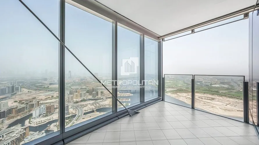 Appartement de 5 chambres à Culture Village, UAE No. 1568 № 8