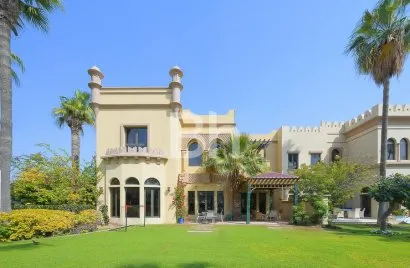 Villa de 4 chambres à Palm Jumeirah, UAE No. 1175