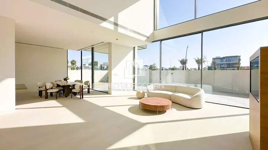Villa de 5 chambres à Nad Al Sheba 1, UAE No. 1620