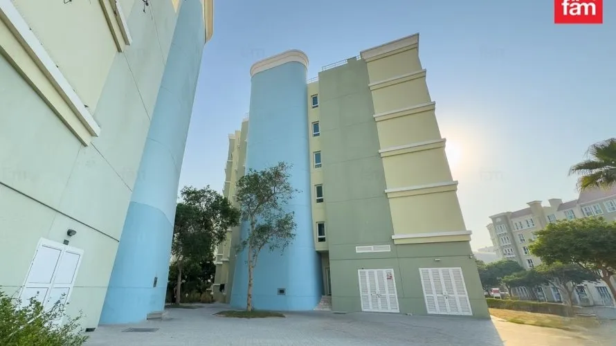 Bâtiment de 1357.7m² à Jebel Ali, UAE No. 2008 № 4