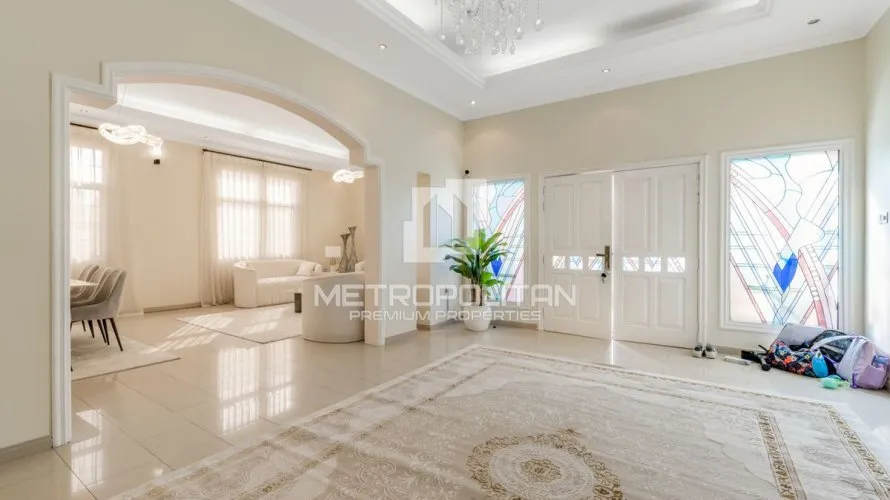 Villa de 5 chambres à Al Barsha, UAE No. 1626 № 28
