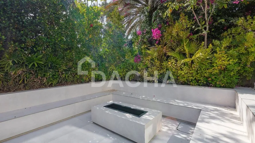 Villa de 5 chambres à Jumeirah Islands, UAE No. 2703 № 10