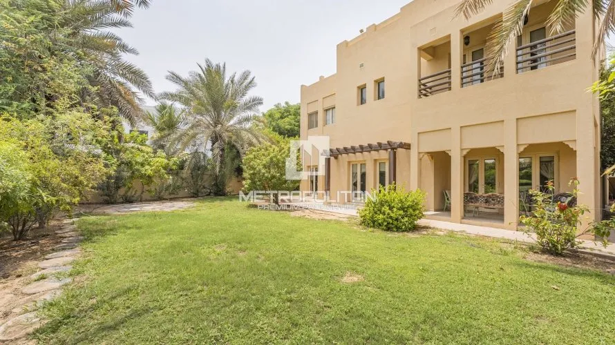 Villa de 4 chambres à Meadows, UAE No. 1575 № 16