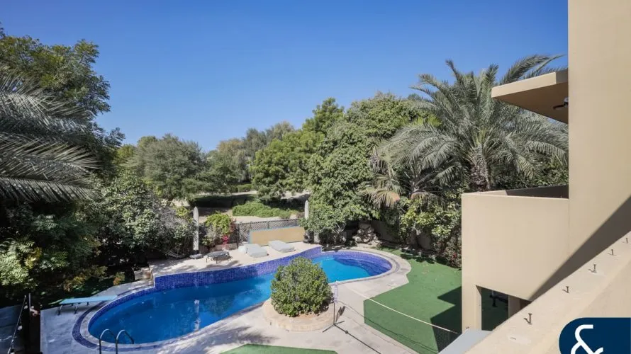 Villa de 5 chambres à Arabian Ranches, UAE No. 2298