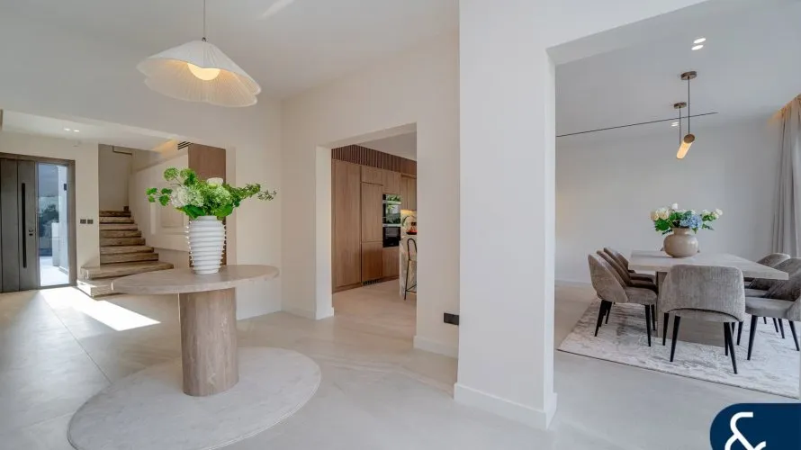 Villa de 4 chambres à Meadows, UAE No. 1984 № 5