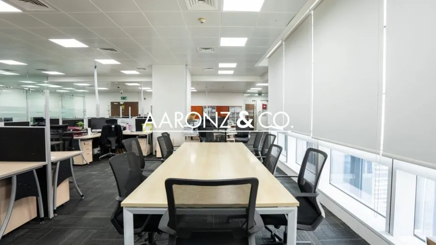 Bureau de 572m² à Business Bay, UAE No. 2340 № 2