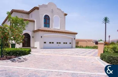 Villa de 5 chambres à Jumeirah Golf Estates, UAE No. 1709
